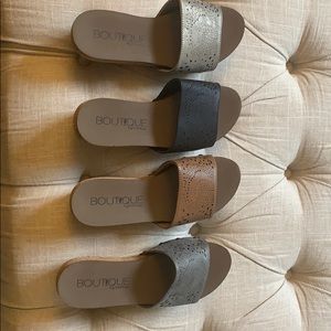 Brand New Boutique by Corkys Wedges Size 6